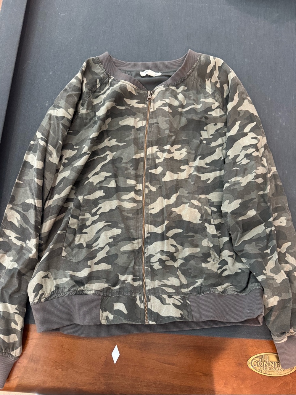 Women’s zip up Jacket - Green Camo